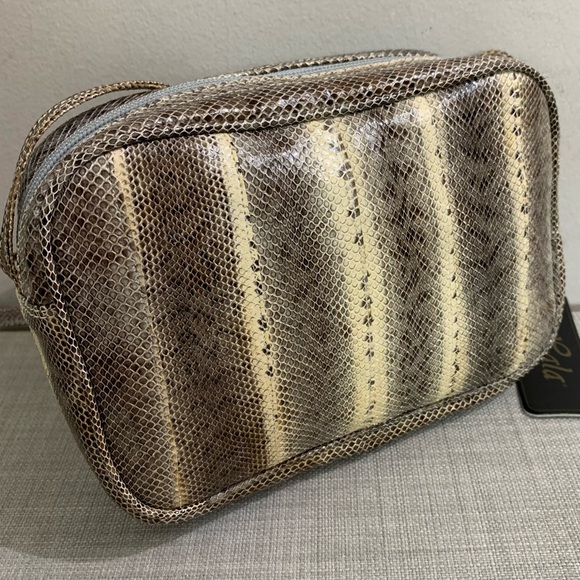 NWT! Exotic HALA Genuine SNAKESKIN Mini CROSS BODY Purse FESTIVAL Swing Pack BAG - Picture 4 of 6